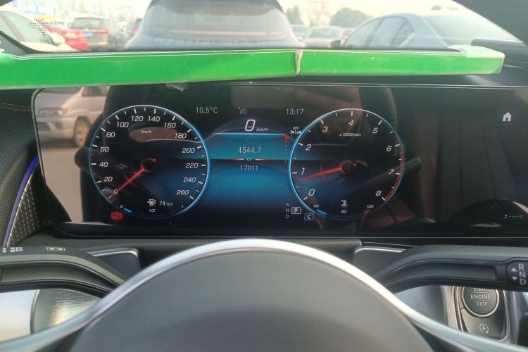 奔驰GLB 2023款 GLB 220 动感型局部细节14