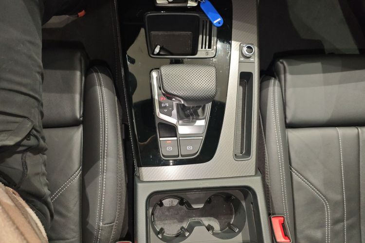 奥迪Q5L 2024款 45 TFSI 豪华动感型中控内饰18