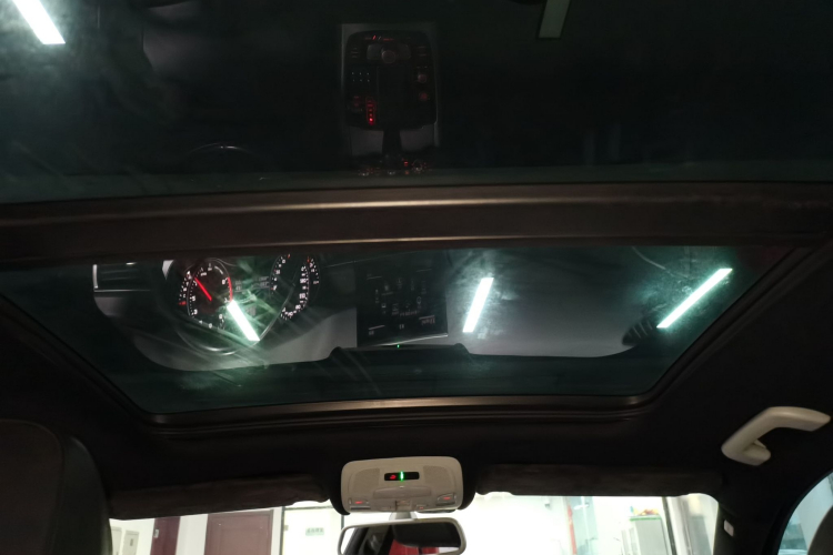 奥迪A6L 2017款 TFSI 技术型中控内饰22