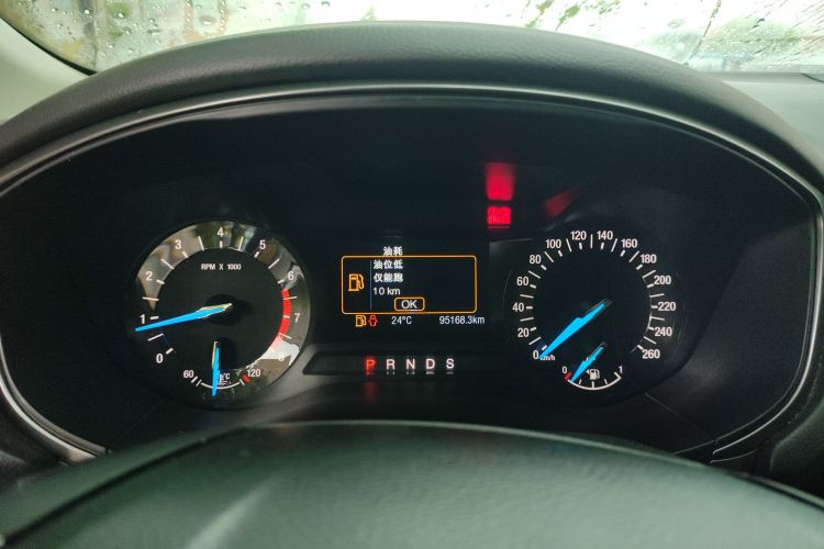 福特 蒙迪欧 2017款 EcoBoost 180 时尚型局部细节14