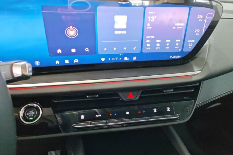 别克 昂科威 2025款 25T 进享白金版中控内饰16