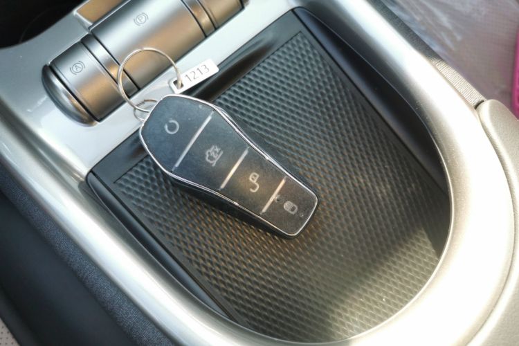 比亚迪 海豚 2025款 420km 自由版中控内饰11