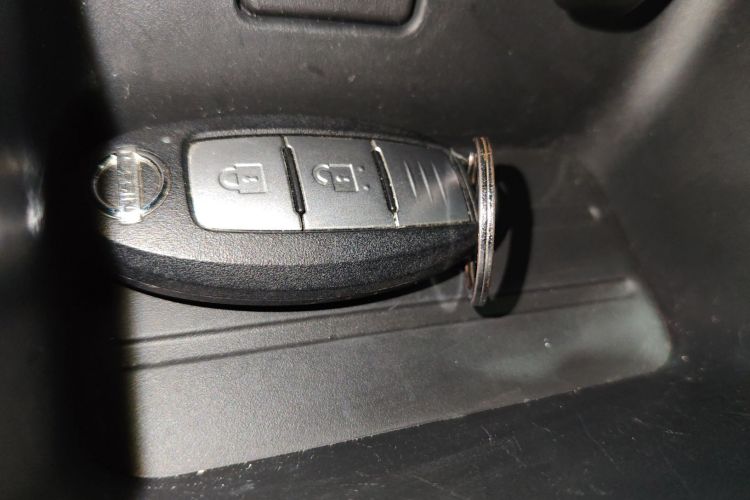 日产 逍客 2021款 2.0L CVT旗舰版中控内饰11