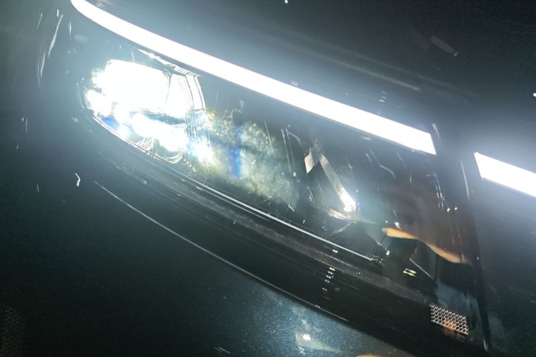 鸿蒙智行 问界M7 2024款 1.5T 智驾四驱Pro版 5座车身外观8