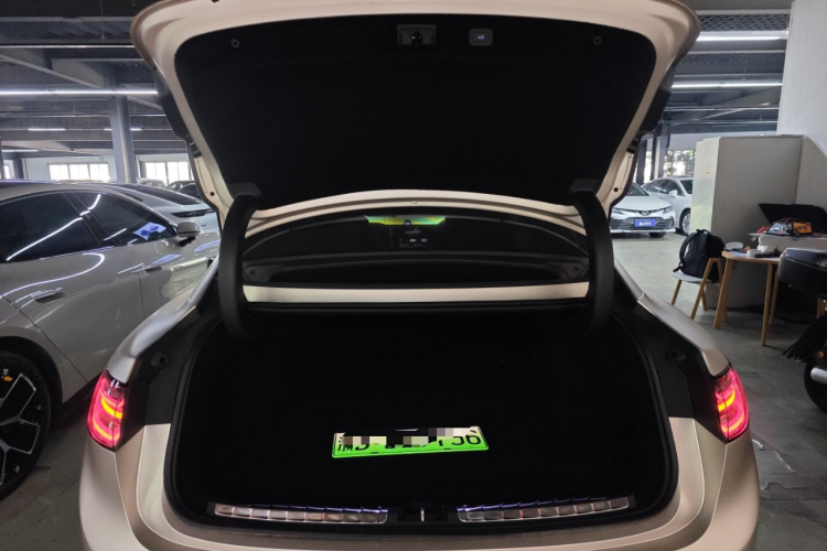 鸿蒙智行 享界S9 2024款 纯电 Ultra 四驱旗舰版机舱底盘23