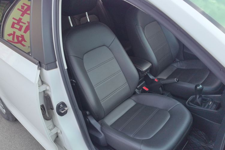 大众 桑塔纳 2021款 1.5L 手动风尚版局部细节41