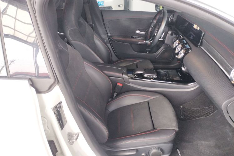 奔驰CLA 2020款 CLA 200 猎跑车局部细节41