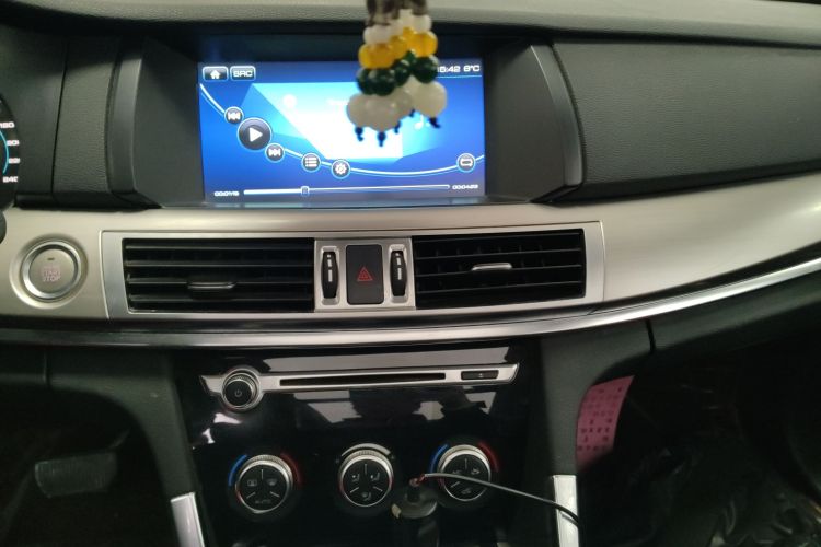 哈弗H7 2016款 蓝标H7 2.0T 自动精英型中控内饰16