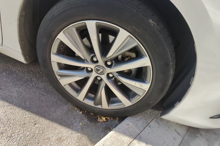 雷克萨斯ES 2018款 200 卓越版 国V车身外观6007