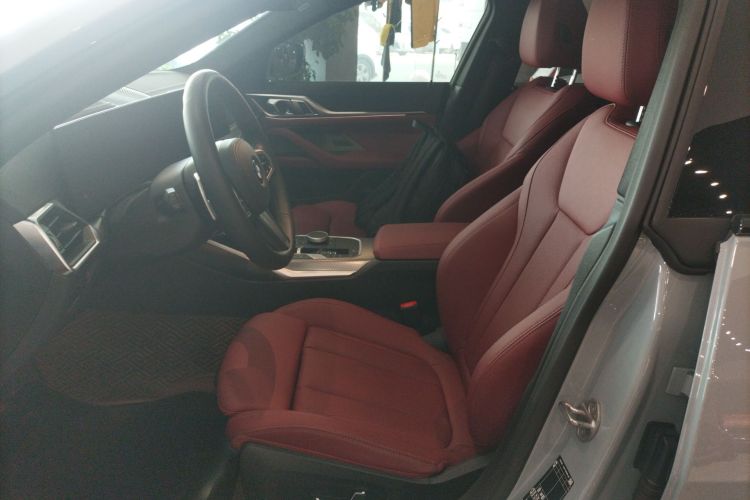 宝马4系 2023款 425i Gran Coupe M运动曜夜套装局部细节19