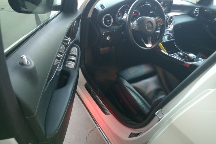 奔驰C级 2015款 C 180 L局部细节19