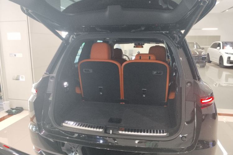 理想汽车 理想L9 2022款 Max机舱底盘23