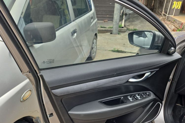 吉利汽车 帝豪 2021款 UP 1.5L CVT豪华型中控内饰47