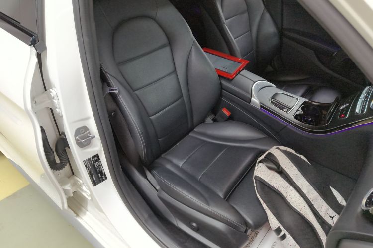 奔驰C级 2021款 C 260 L 运动星耀臻藏版局部细节41