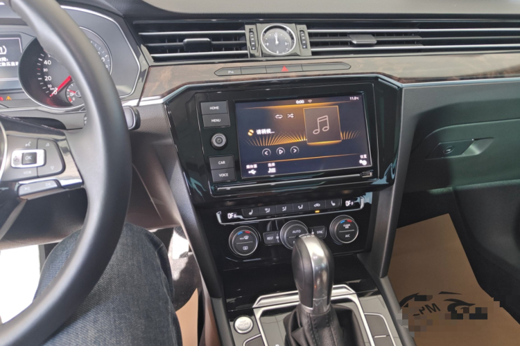 大众 迈腾 2019款 330TSI DSG 豪华型 国V中控内饰16