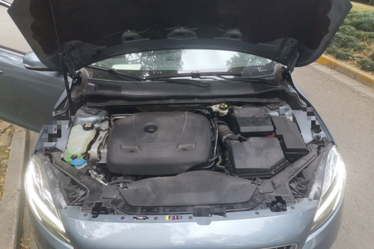 沃尔沃V40 2017款 T3 智雅版局部细节24