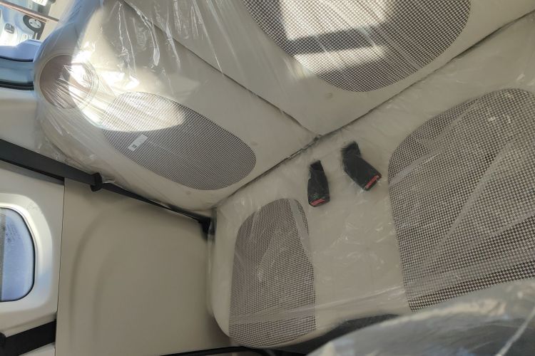 奔腾小马 2026款 222km 萌趣马 Plus中控内饰21