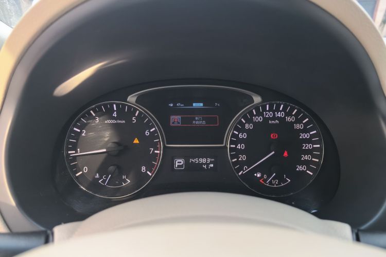 日产 天籁 2013款 2.0L XL舒适版中控内饰14