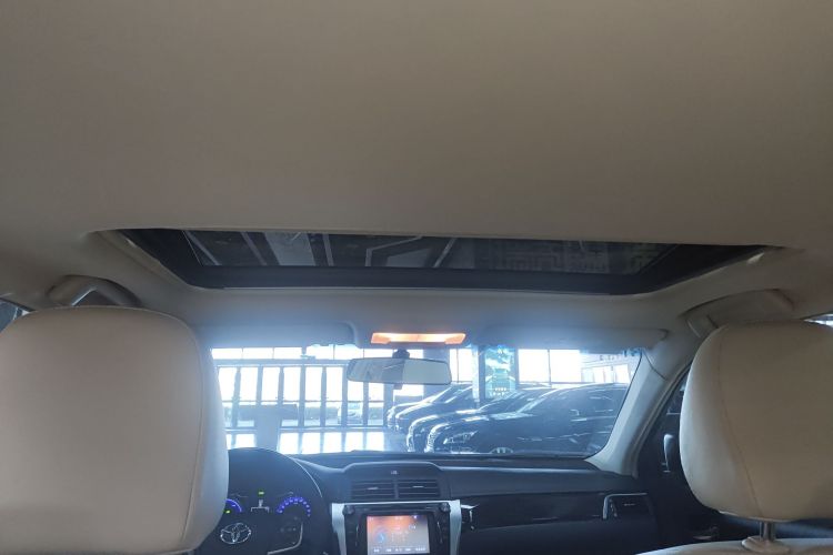 丰田 凯美瑞 2015款 双擎 2.5HG 豪华导航版中控内饰22