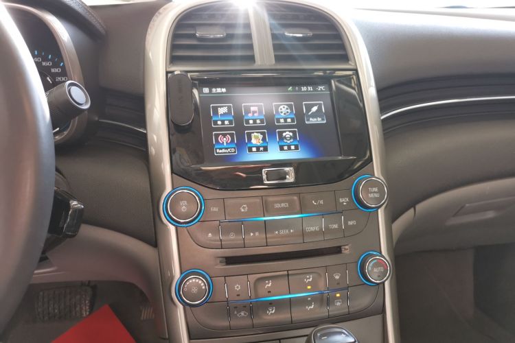 雪佛兰 迈锐宝 2014款 2.0L 自动豪华版中控内饰16