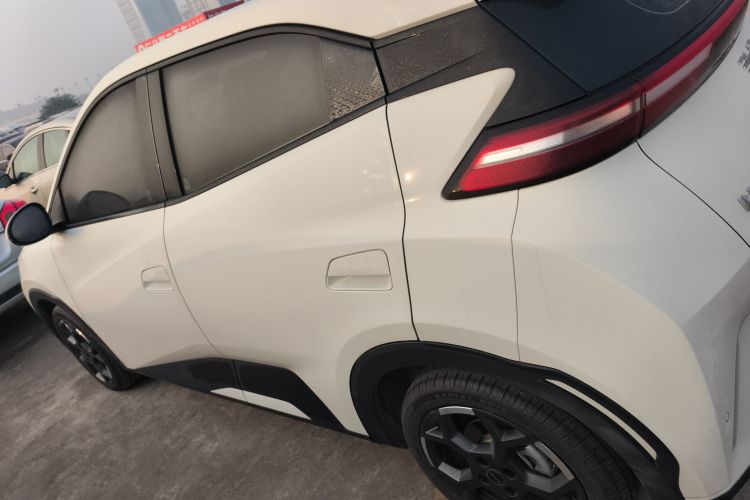 比亚迪 海鸥 2025款 305km 自由版车身外观4