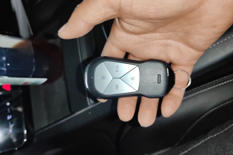 小鹏G3 2021款 G3i 460N中控内饰7001