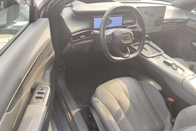 领克07 2024款 EM-P 126长续航 Ultra中控内饰20