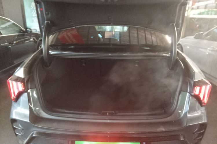 领克03 2025款 1.5TD DCT冠军版Pro机舱底盘23