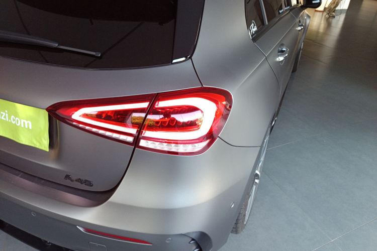 奔驰A级AMG(进口) 2022款 AMG A 45 4MATIC+车身外观9