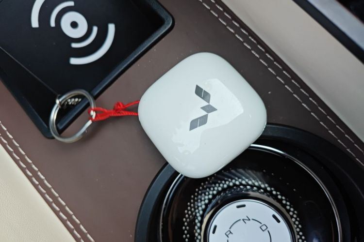 五菱汽车 五菱缤果 2024款 333km 悦享款中控内饰11