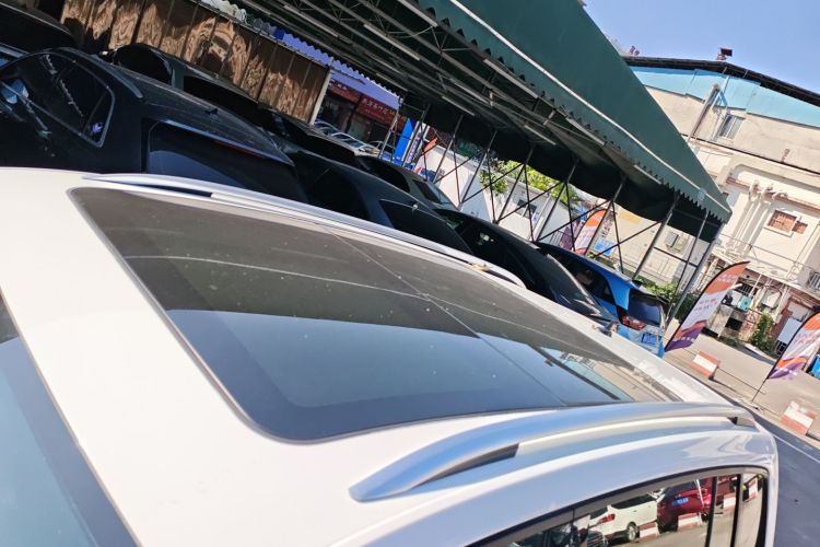 大众 2021款 途安L 280TSI DSG舒适版 7座局部细节57