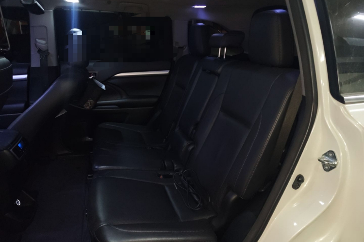 丰田 汉兰达 2015款 2.0T 四驱豪华版 7座中控内饰21