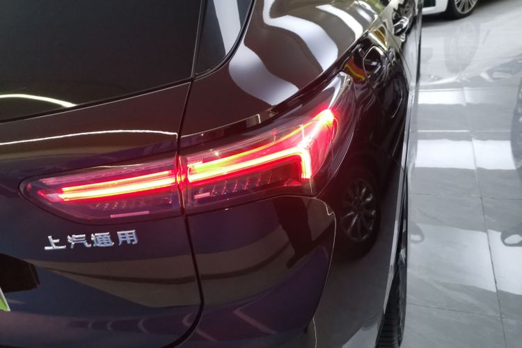 别克 2020款 昂科威S 652T 四驱Avenir艾维亚车身外观9