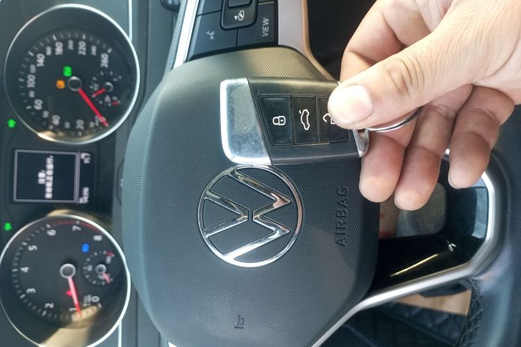 大众 迈腾 2020款 280TSI DSG 舒适型中控内饰11