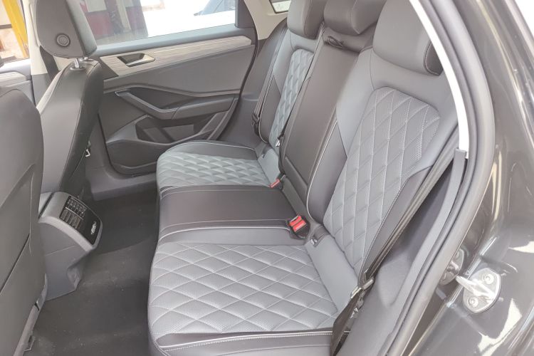 大众 速腾 2023款 200TSI DSG超越版中控内饰7004