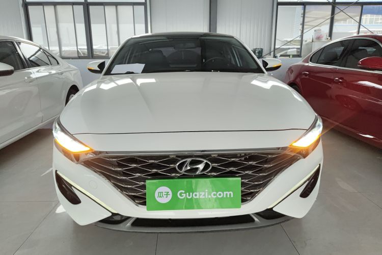 现代 菲斯塔 2019款 280TGDi 运动版 国VI车身外观2