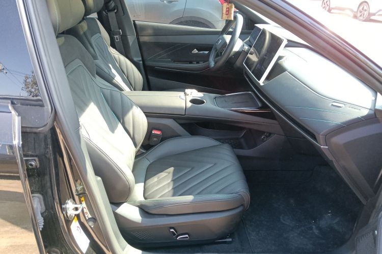 深蓝汽车 深蓝SL03 2023款 200Max增程版局部细节41