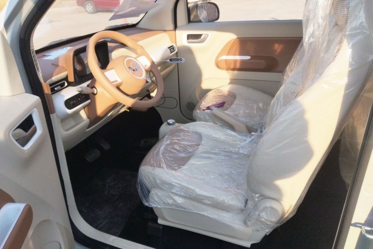 五菱汽车 宏光MINIEV 2024款 第三代 215km 青春版中控内饰19