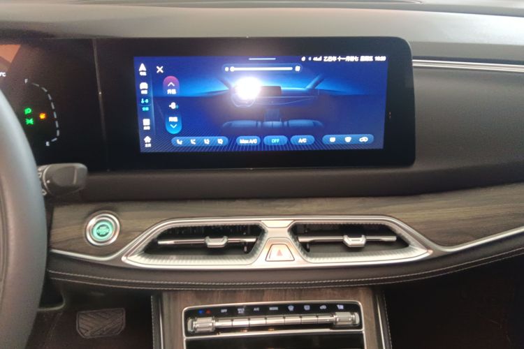 蓝电E5 2024款 荣耀版 100KM尊享型 7座中控内饰16