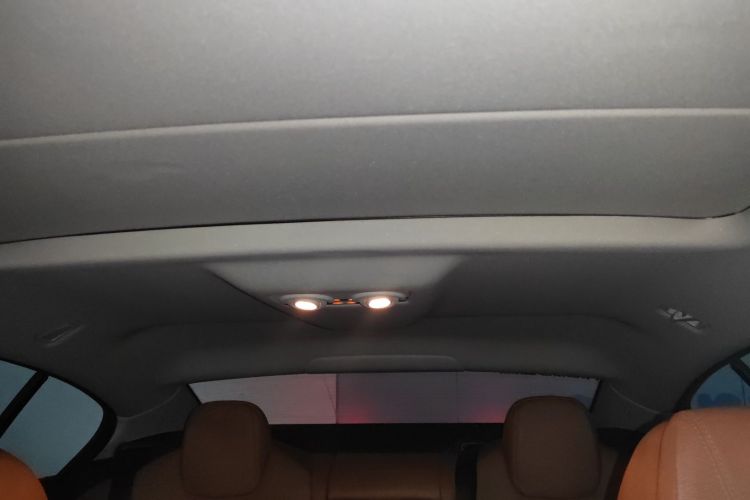 宝马6系 2013款 改款 640i Gran Coupe中控内饰22