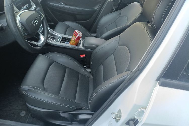 吉利汽车 帝豪 2021款 UP 1.5L CVT豪华型局部细节19