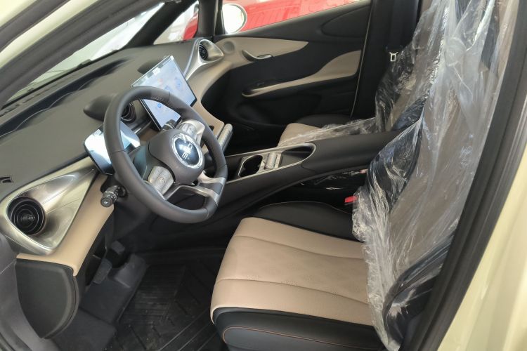 比亚迪 海豚 2025款 420km 自由版中控内饰19