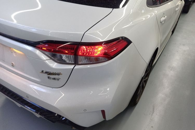 丰田 雷凌 2021款 185T CVT运动版车身外观6006