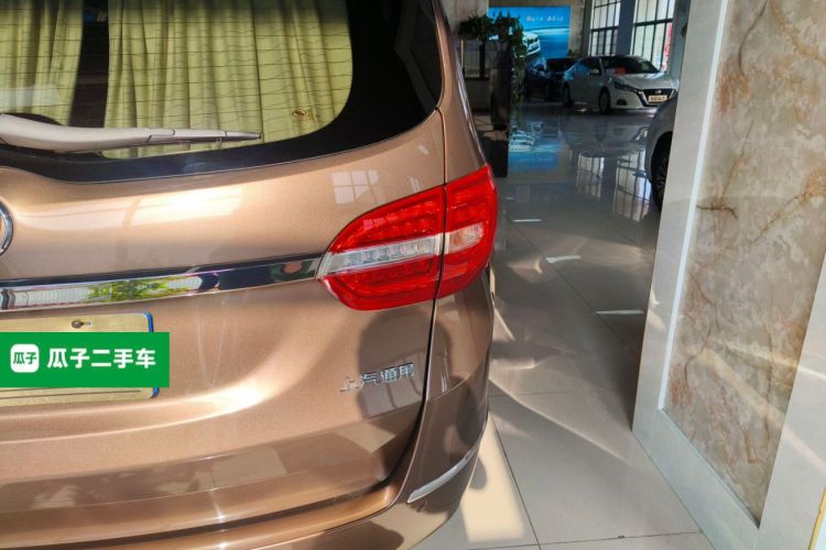 别克GL8 2018款 28T 豪华型 国VI车身外观9