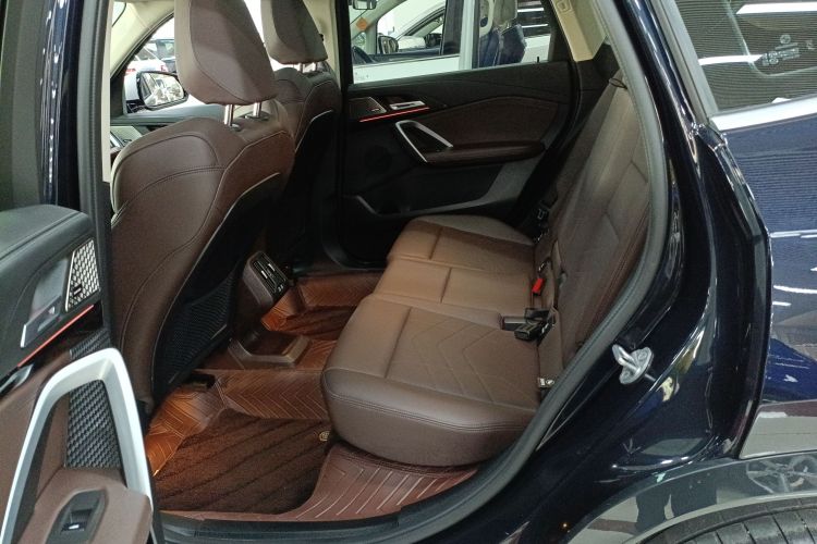 宝马X1 2023款 sDrive25Li X设计套装中控内饰21