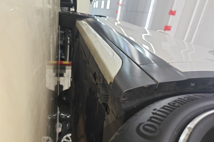 宝马X2(进口) 2018款 sDrive25i 尊享型M越野套装 国V局部细节9001