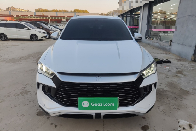 比亚迪 宋Pro新能源 2024款 荣耀版 DM-i 71KM领航型车身外观2