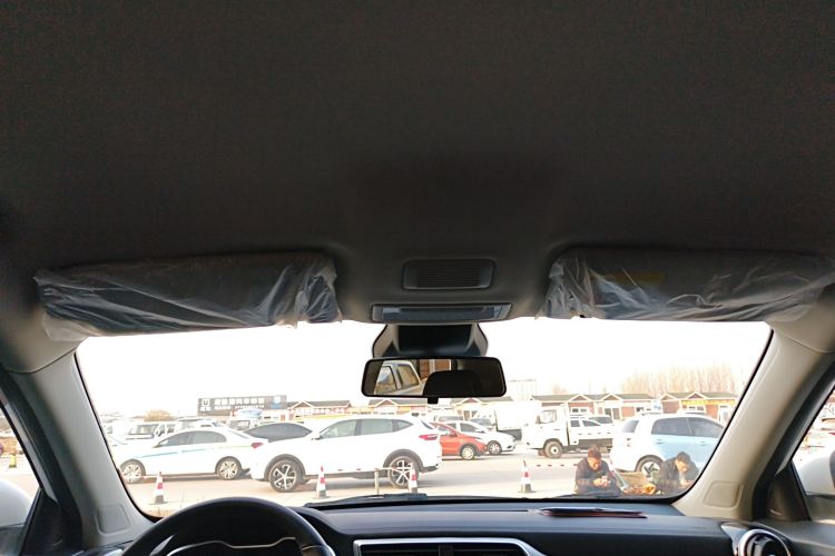 名爵ZS 2020款 180DVVT 自动UP中控内饰22