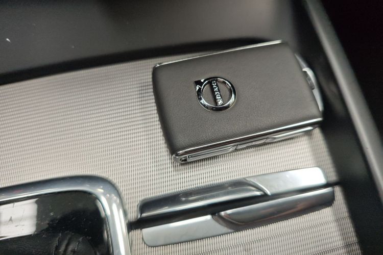 沃尔沃S60 2020款 T4 智远豪华版中控内饰11