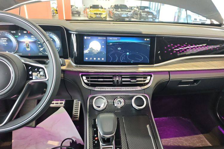 红旗H9 2020款 2.0T 智联旗畅版中控内饰16